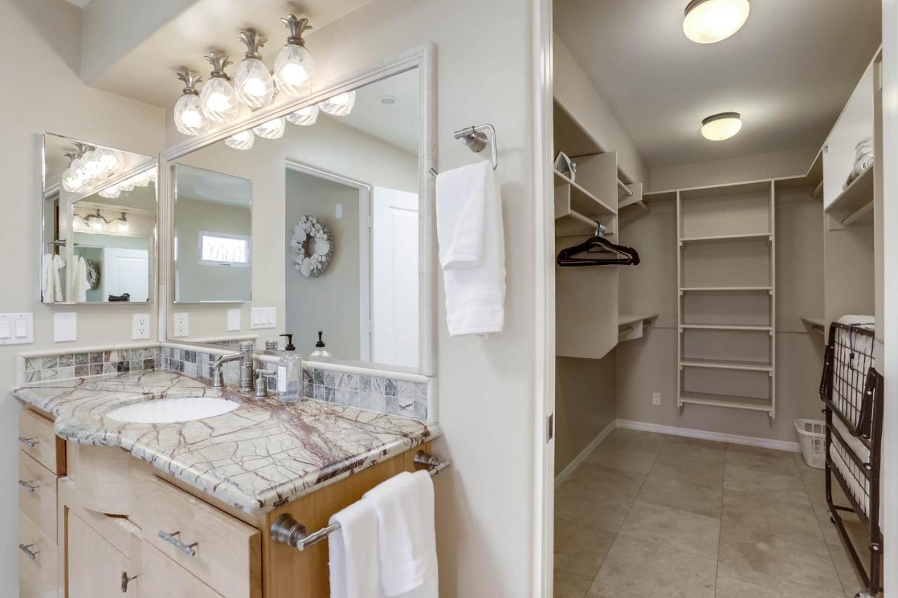 Stunning Ocean View Home W Rooftop Terrace, Firepit, Fast Wifi, Ac & Parking! San Diego Exteriör bild
